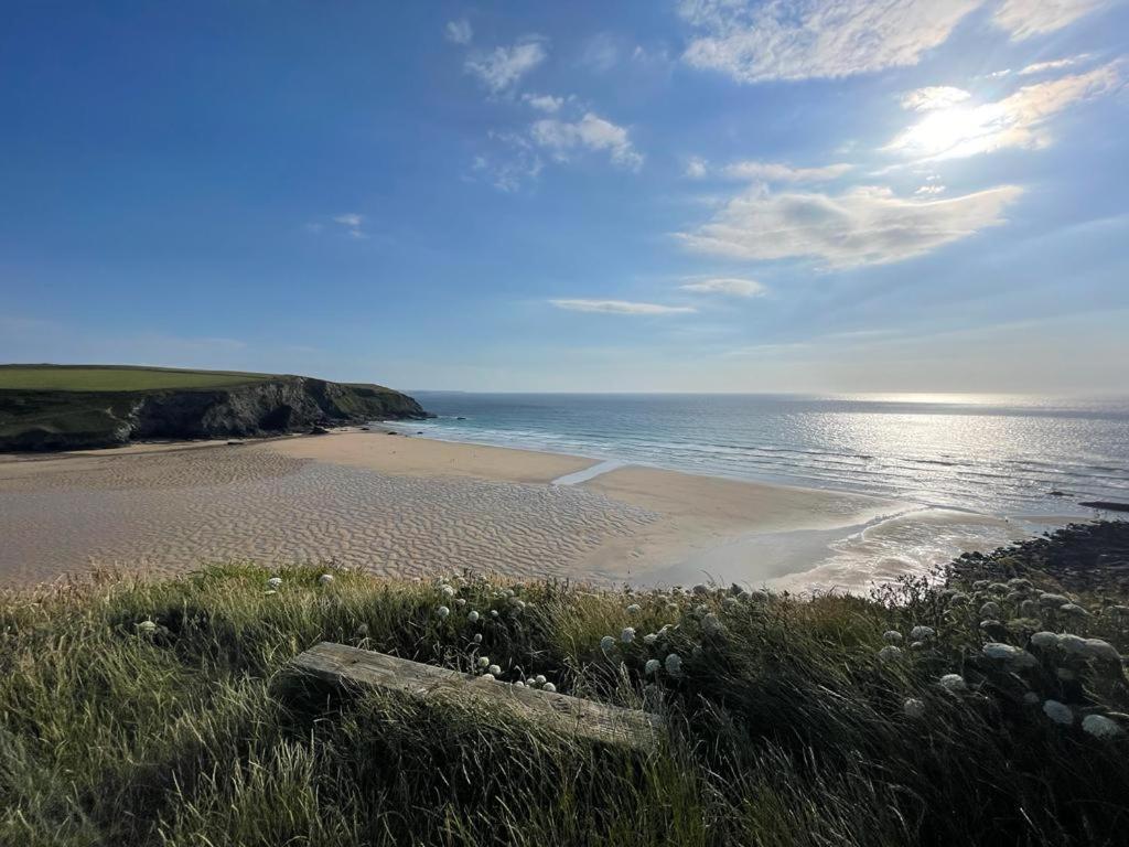 Baywatch Mawgan Porth Spacious Home Sleeps 9, Games Room, Parking & Garden Exteriér fotografie